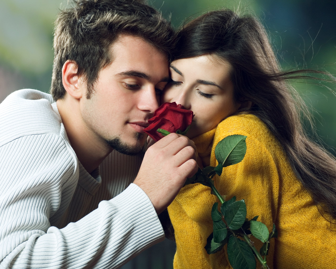 Loving Couple Wallpapers Romantic Backgrounds